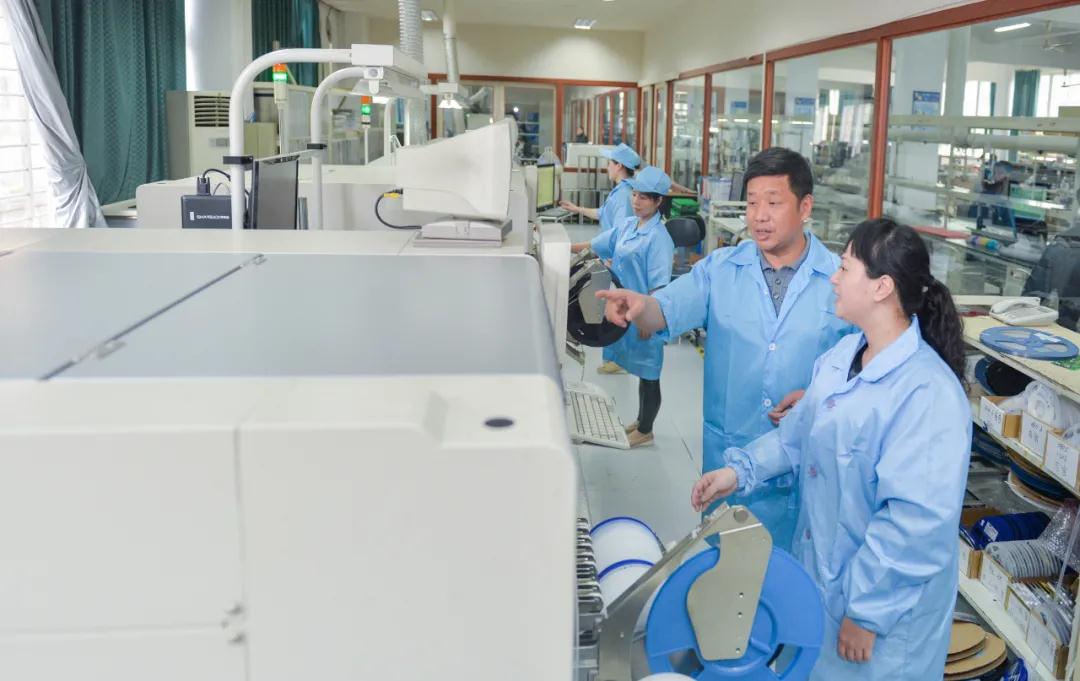 閩北日?qǐng)?bào)2020年12月11日?qǐng)?bào)道：苦練“內(nèi)功”！閩北這家企業(yè)不斷增強(qiáng)核心競(jìng)爭(zhēng)能力